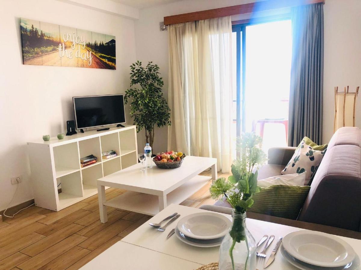 Appartamento Amazing Sea Views In Cactus Blanco Los Cristianos  Esterno foto